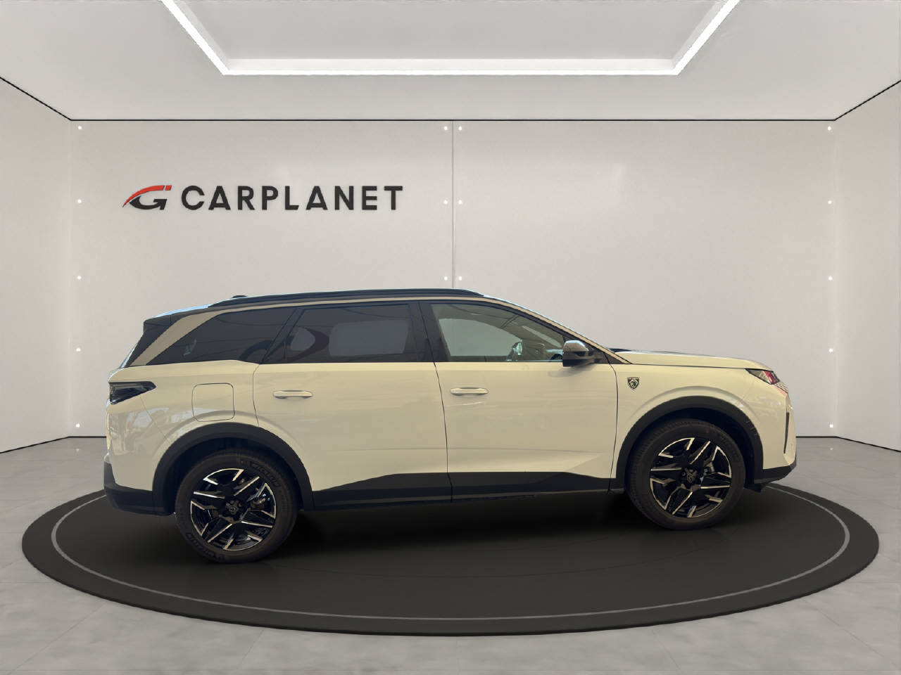 PEUGEOT 5008 1.2 Hybrid GT 145PS 7-Plätzer-showroom-element-2