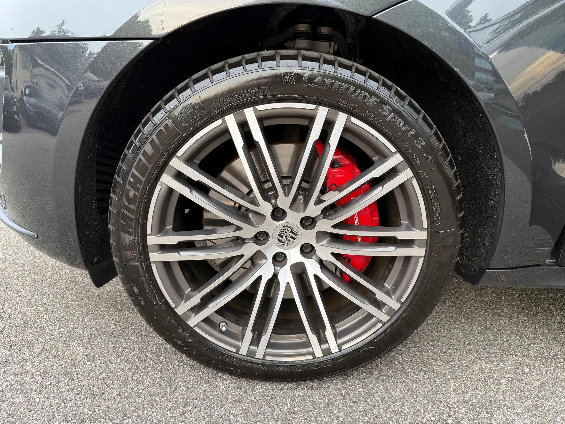PORSCHE Macan Turbo Performance PDK-image-5