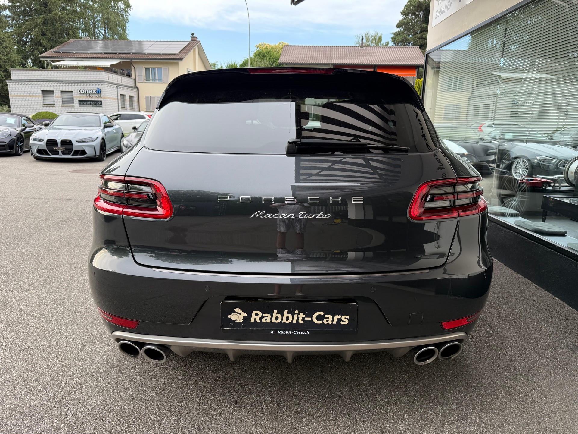 PORSCHE Macan Turbo Performance PDK-image-4