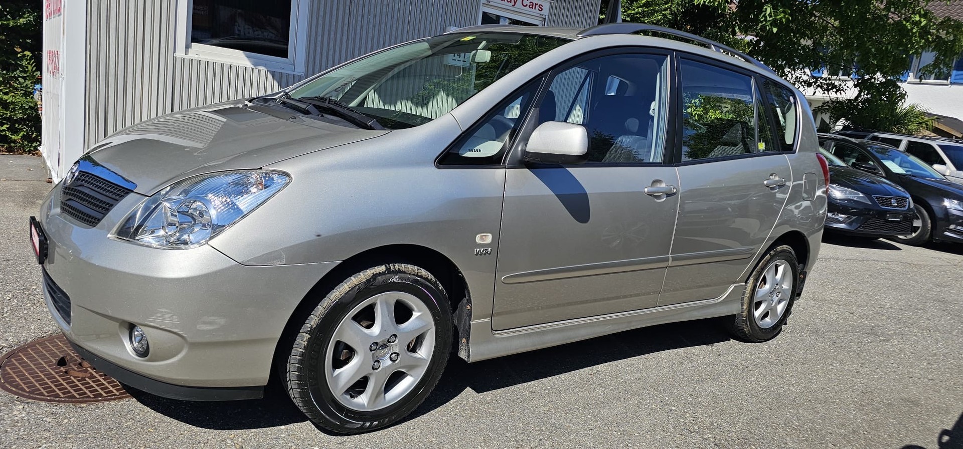 TOYOTA Corolla Verso 1.6 Linea Sol-image-1