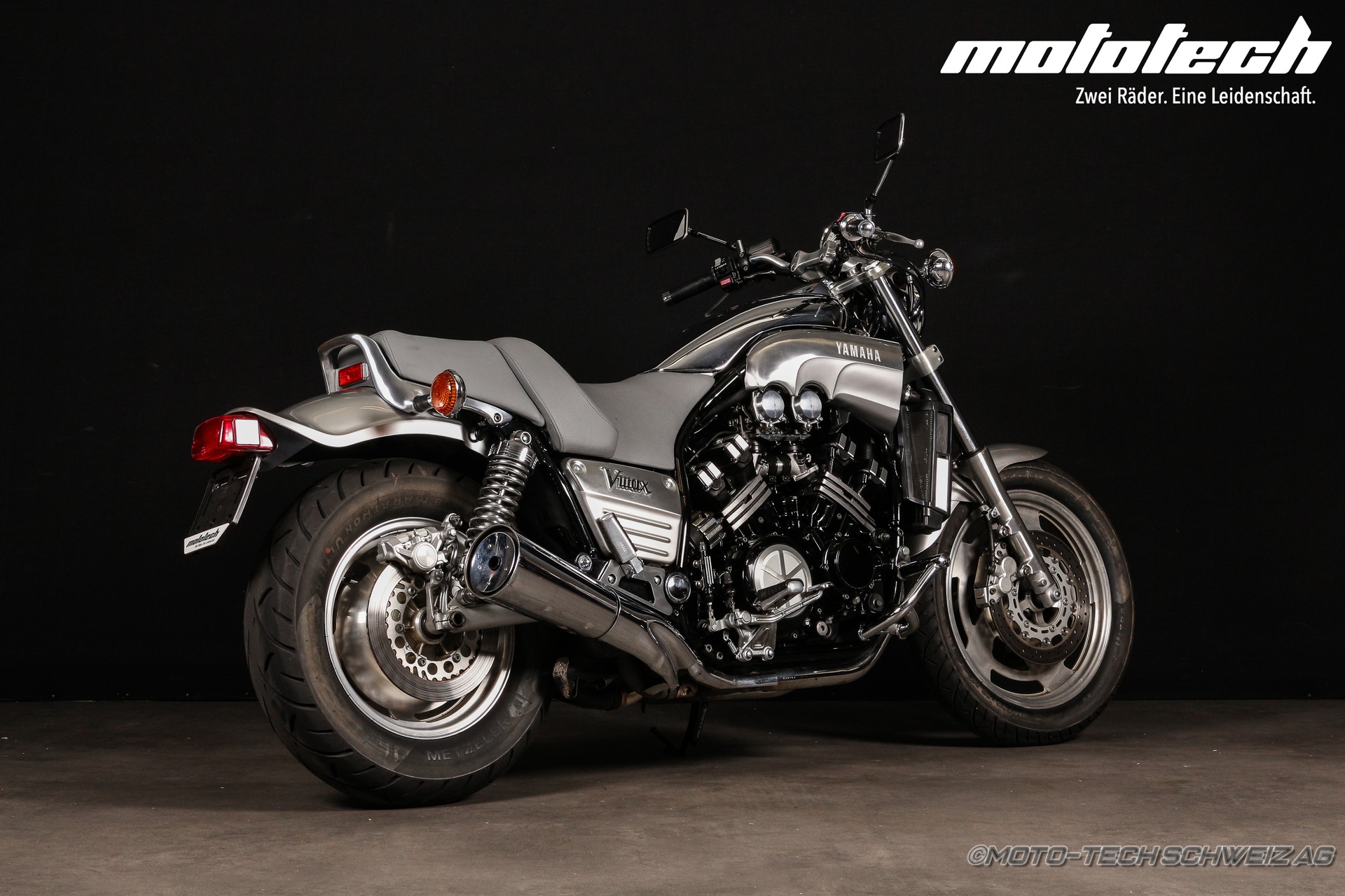 YAMAHA V-Max VMX 1200-image-2