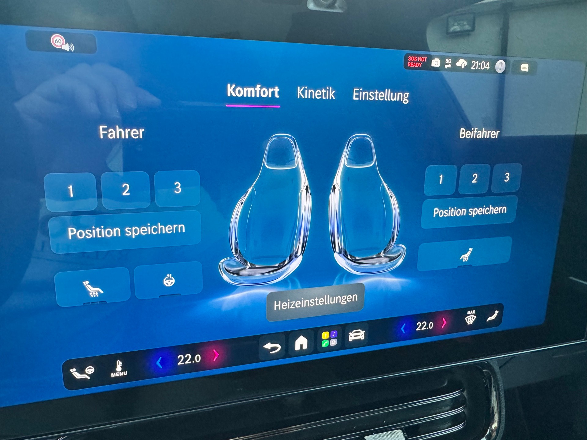 MERCEDES-BENZ CLA 250+ 85 kWh EQ AMG Line-image-19