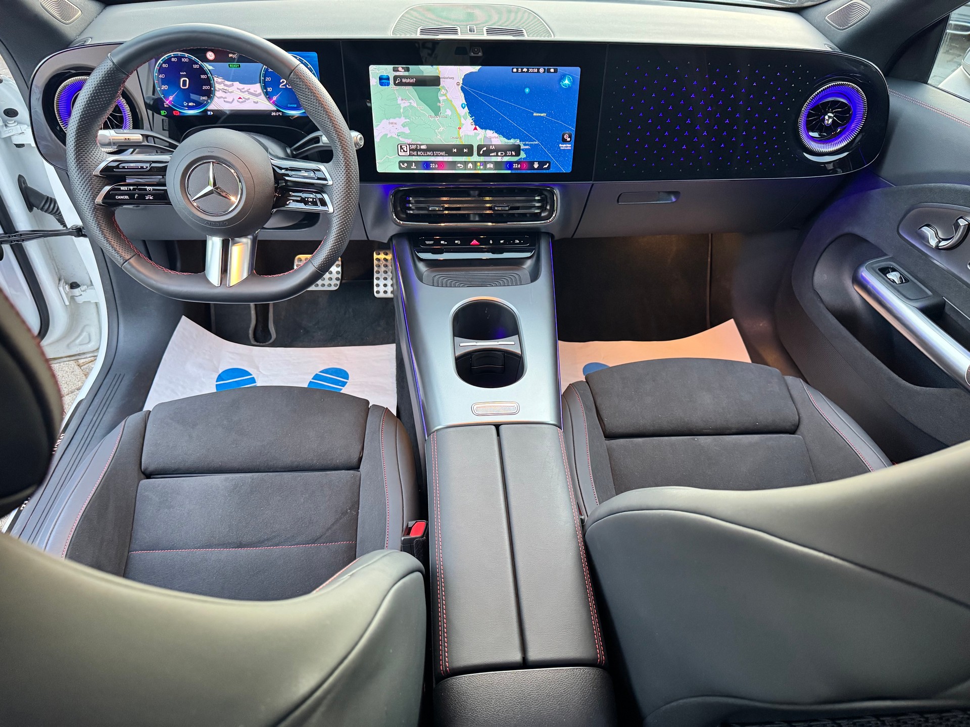 MERCEDES-BENZ CLA 250+ 85 kWh EQ AMG Line-image-7