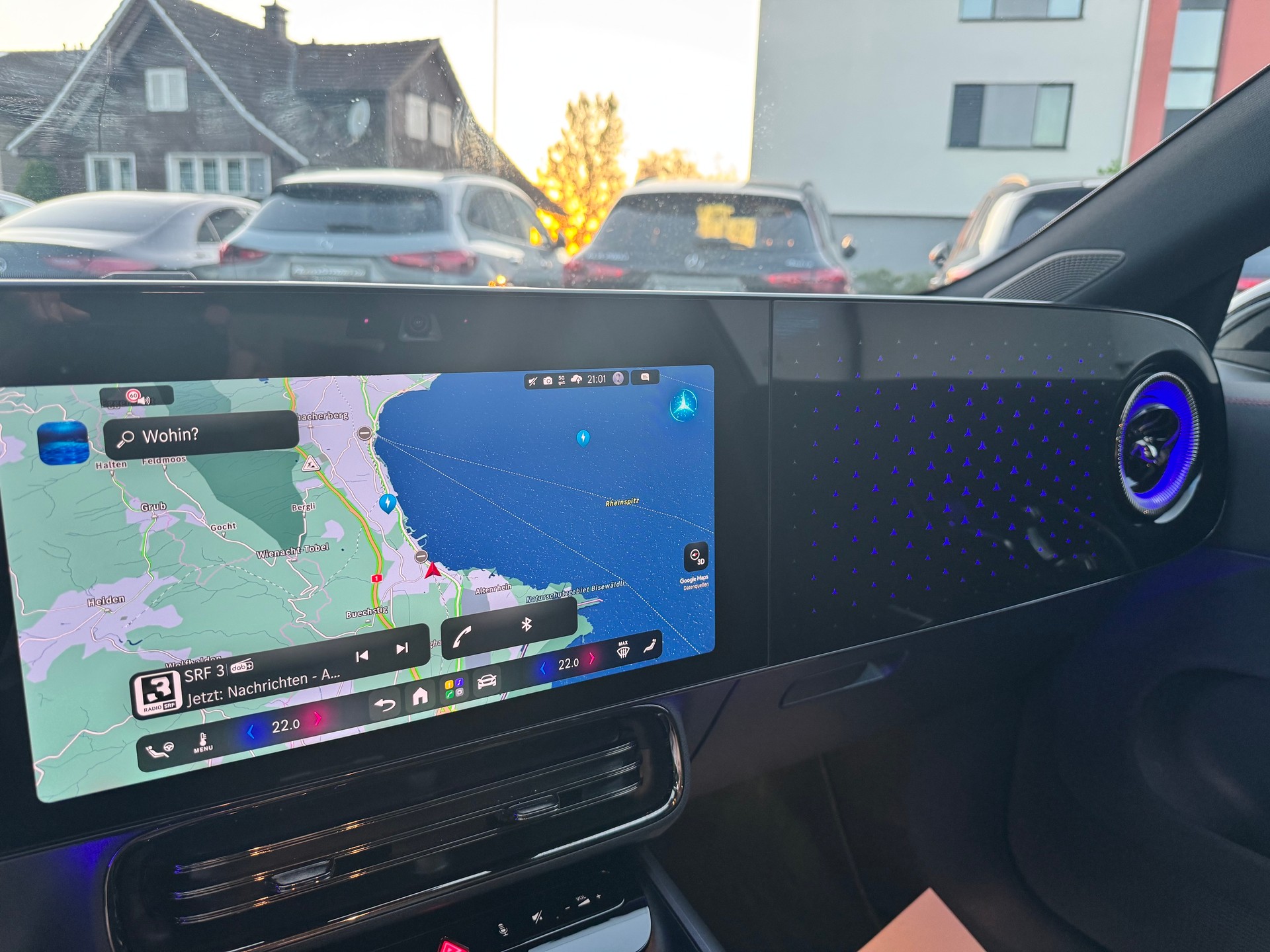 MERCEDES-BENZ CLA 250+ 85 kWh EQ AMG Line-image-14