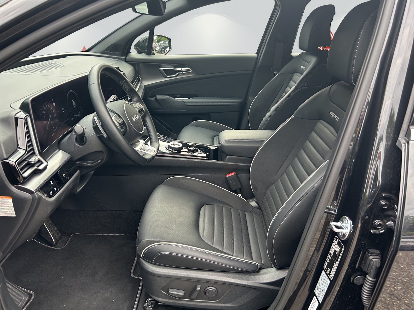 KIA Sportage 1.6 T-GDi PHEV GT-Line-image-7