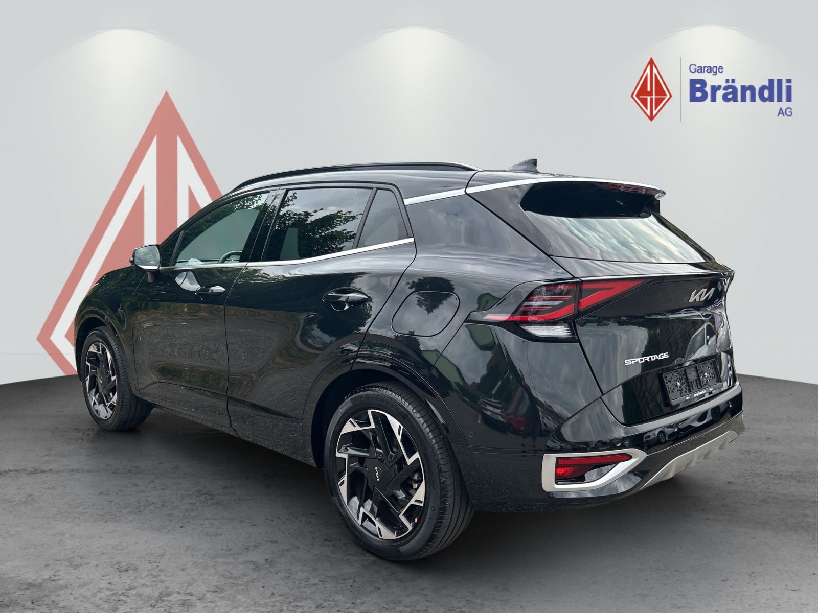 KIA Sportage 1.6 T-GDi PHEV GT-Line-showroom-element-3