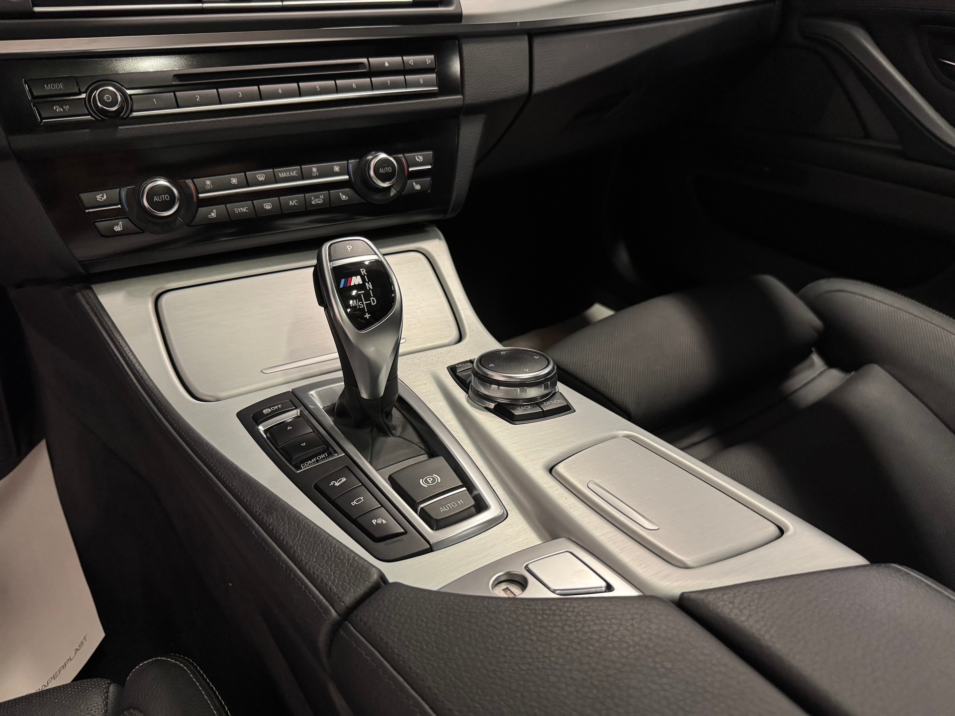 BMW M550d Touring xDrive Steptronic-image-26