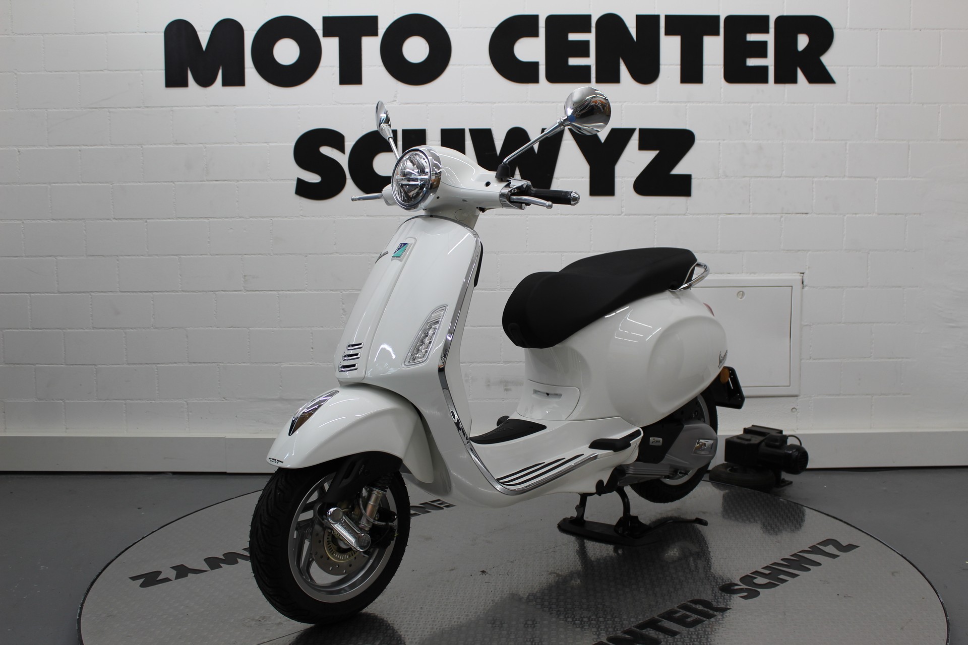 PIAGGIO Vespa Primavera 125-image-3
