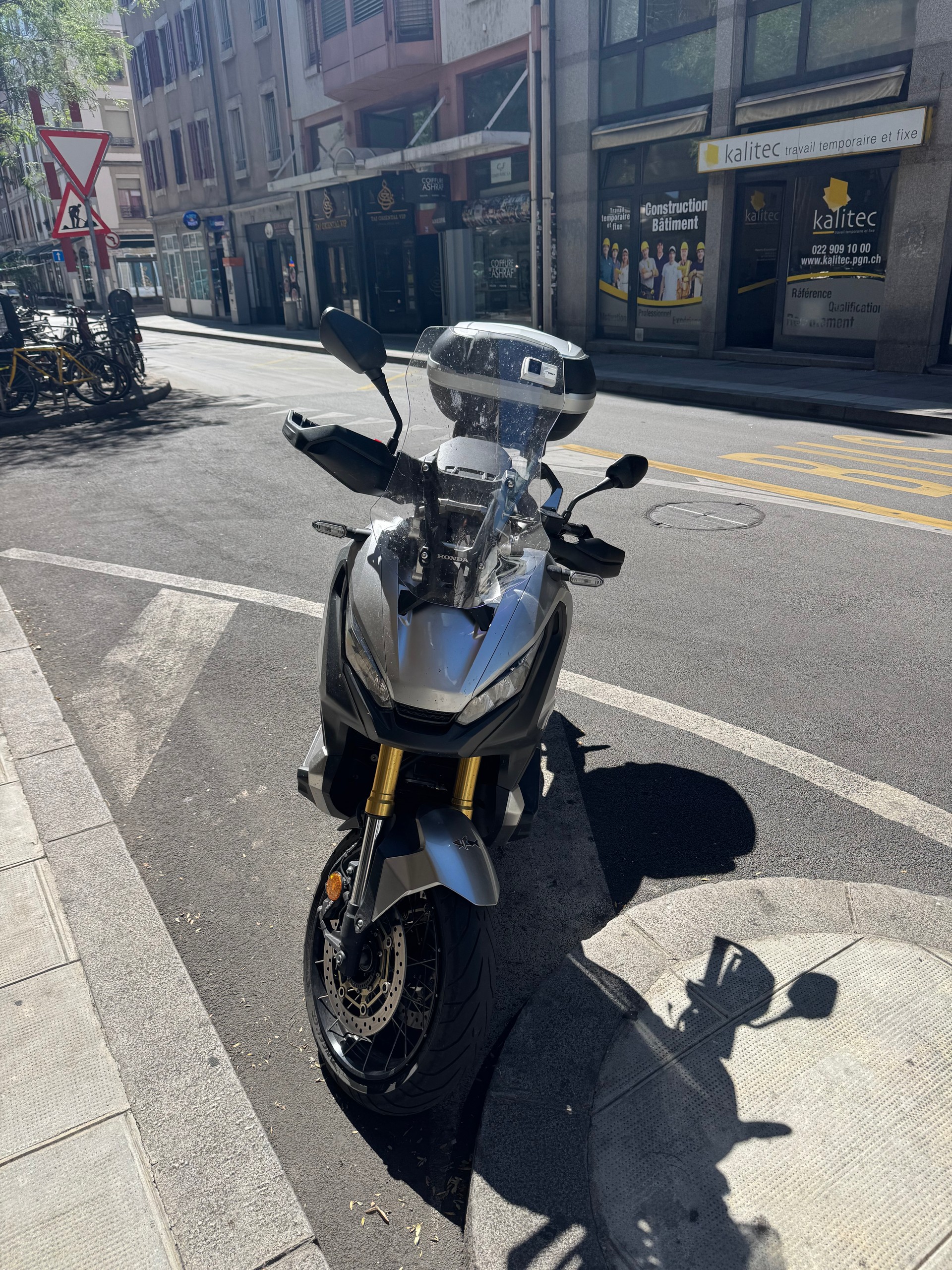 HONDA X-ADV 750 ABS-image-1