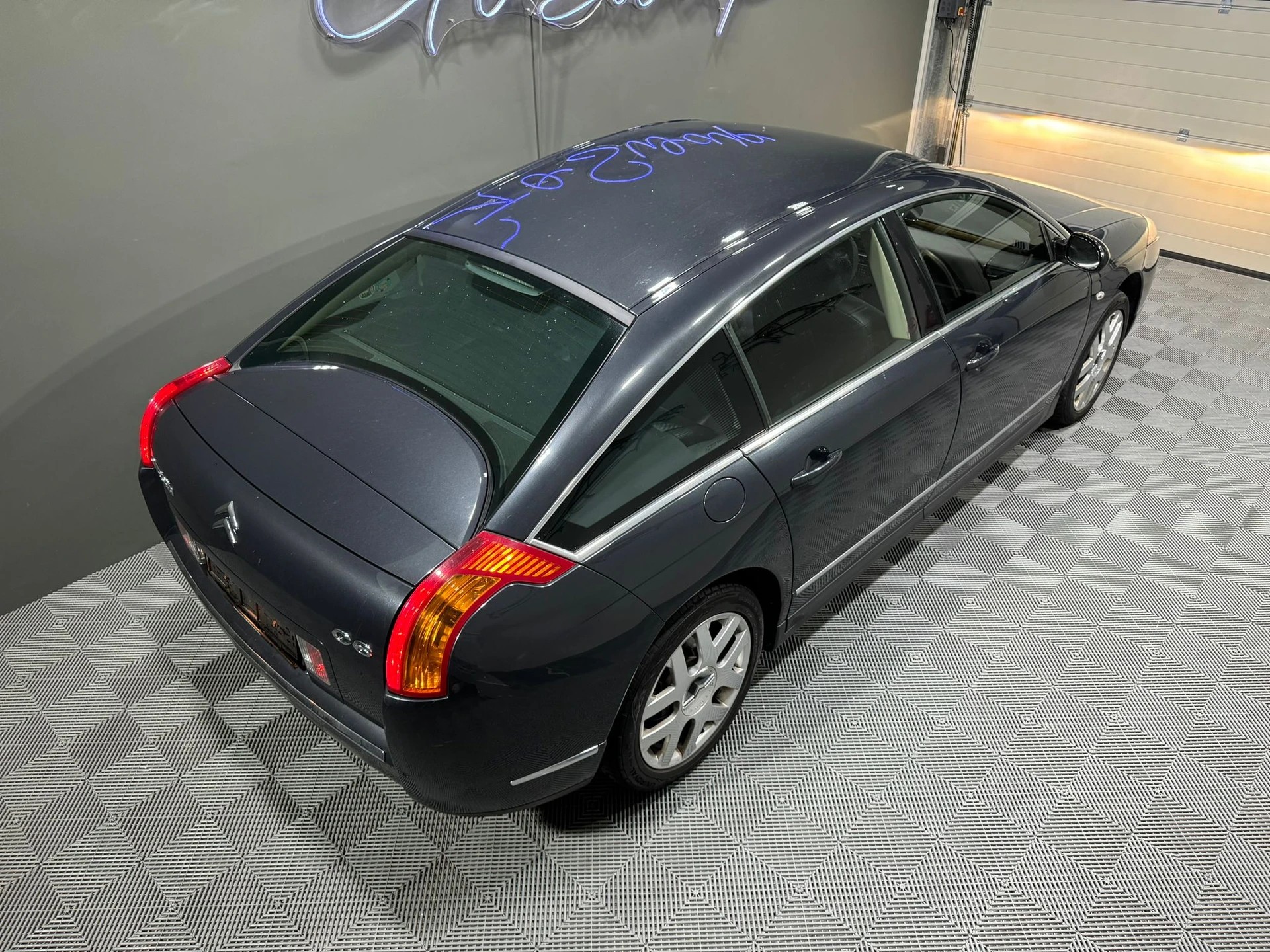 CITROEN C6 Sedan 2.7 HDi V6 Exclusive Automatic-showroom-element-3