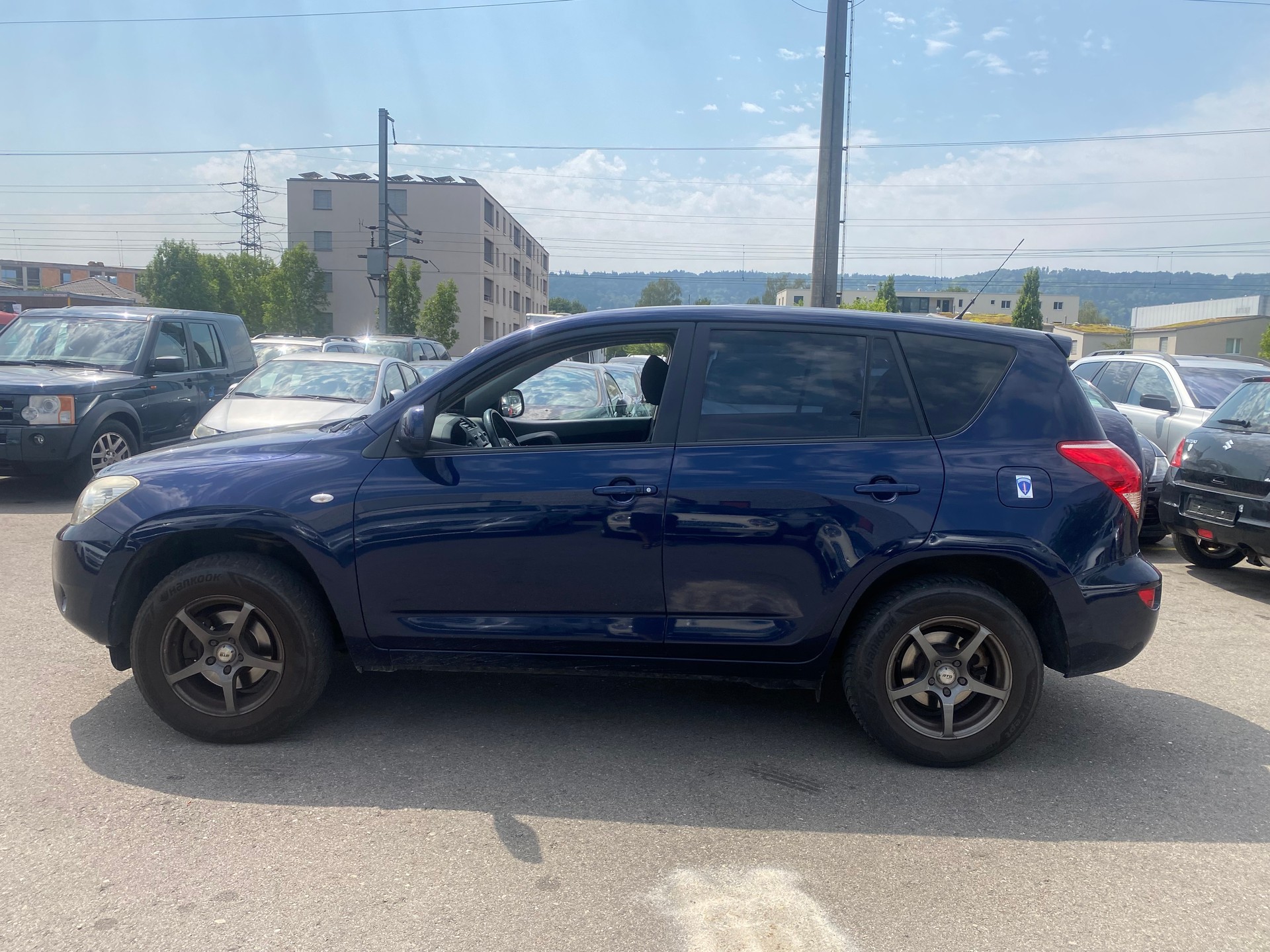 TOYOTA RAV-4 2.0-image-4