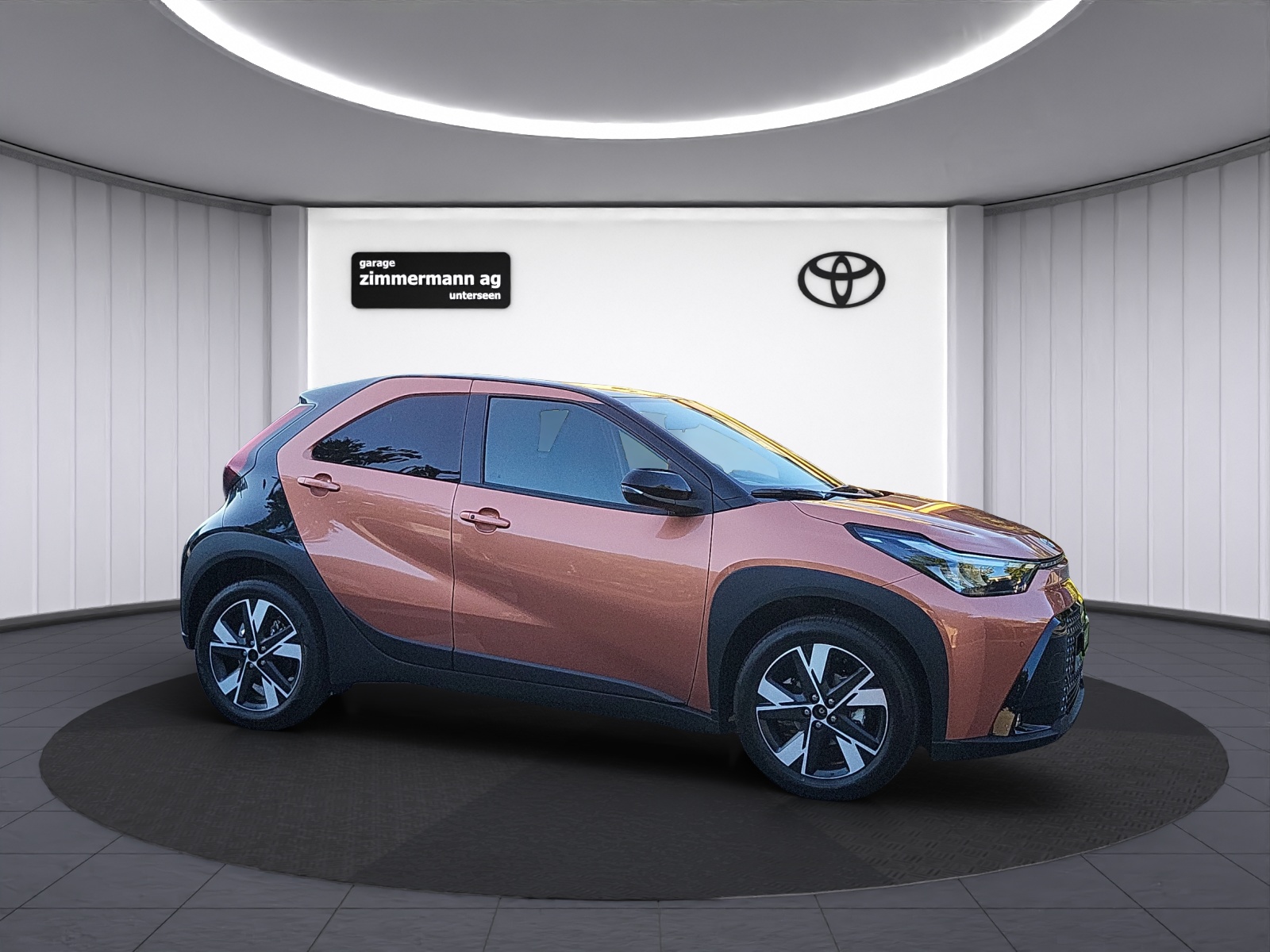 TOYOTA Aygo X 1.5 VVT-i HSD Trend-showroom-element-3