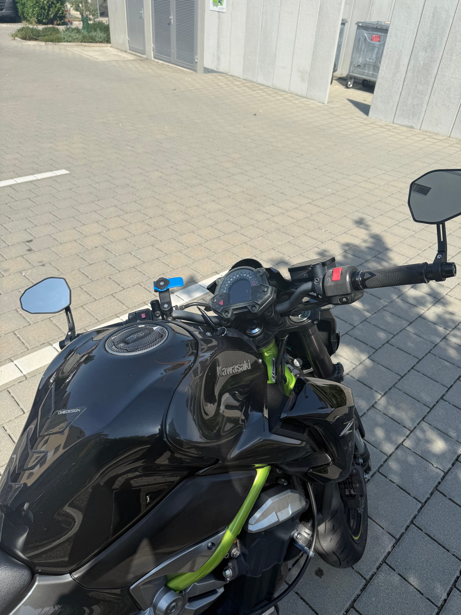 KAWASAKI Z 900 (35kW)-image-5