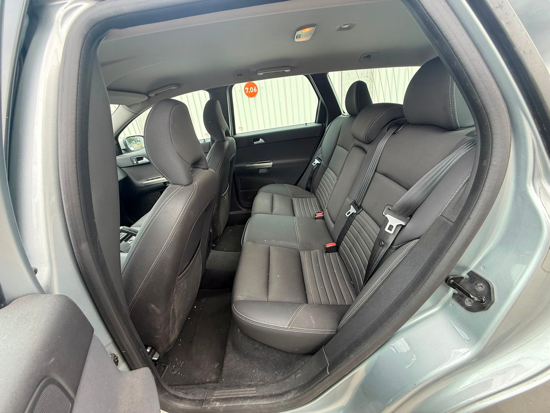 VOLVO V50 2.0 Summum-image-9