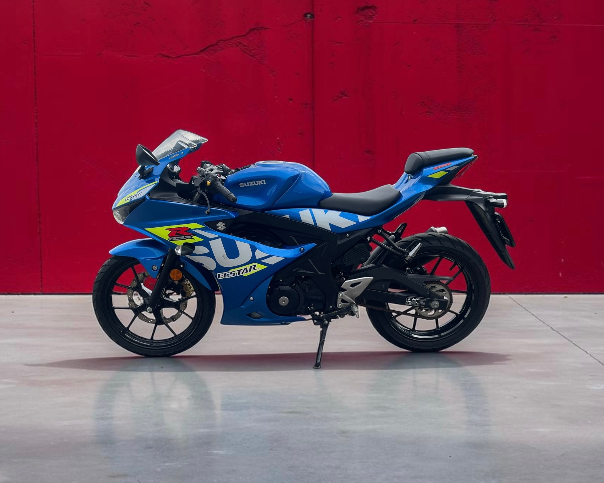 SUZUKI GSX-R 125-image-1