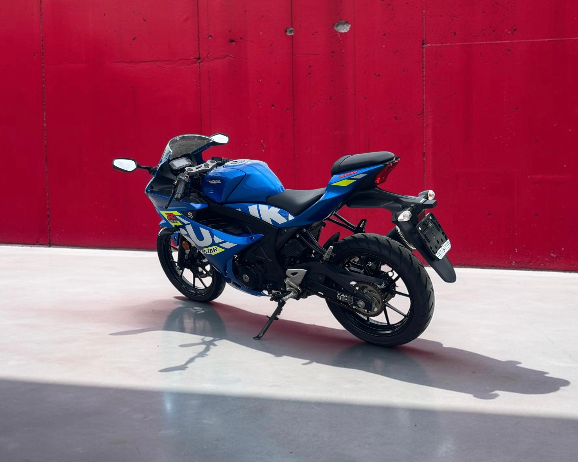SUZUKI GSX-R 125-image-3