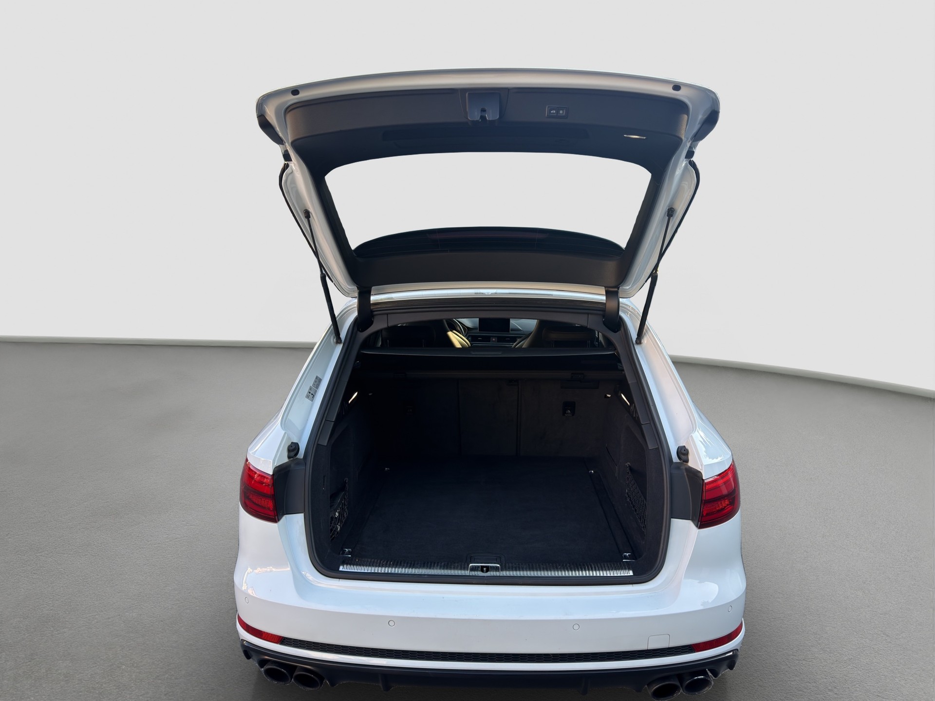 AUDI S4 Avant 3.0 TFSI quattro tiptronic-image-8