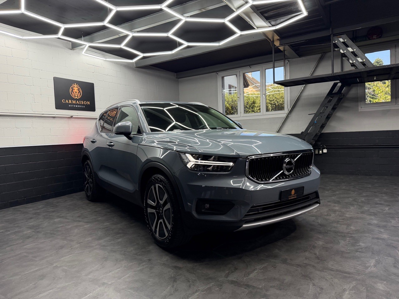 VOLVO XC40 T4 AWD Momentum Geartronic | CH-Auto | 1.Hand | ACC | Gratis Service