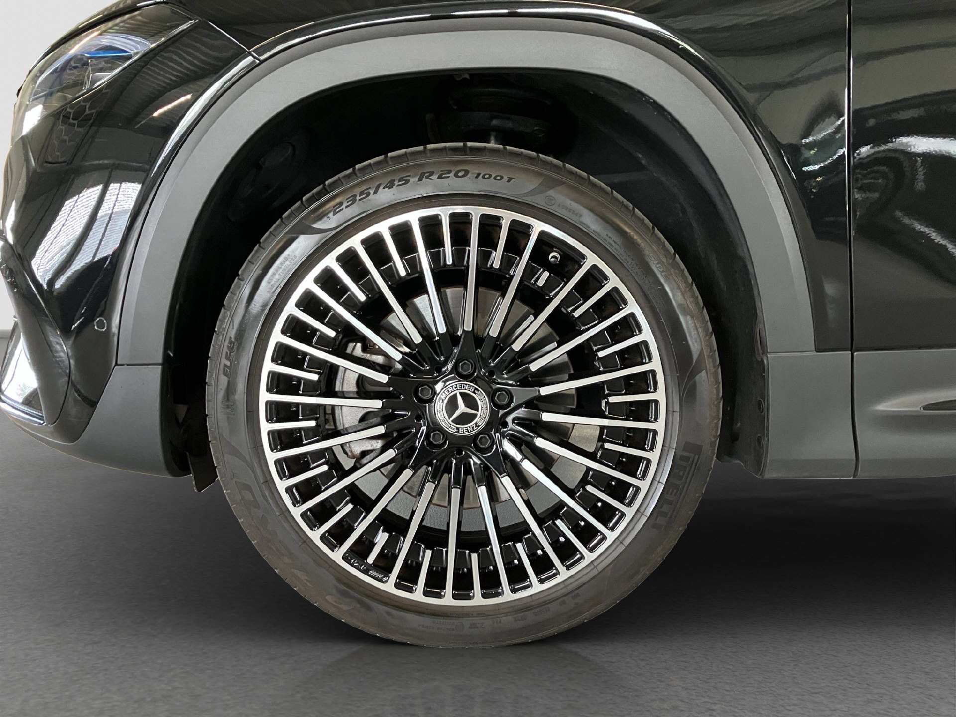 MERCEDES-BENZ EQB 350 AMG Line 4MATIC-image-5