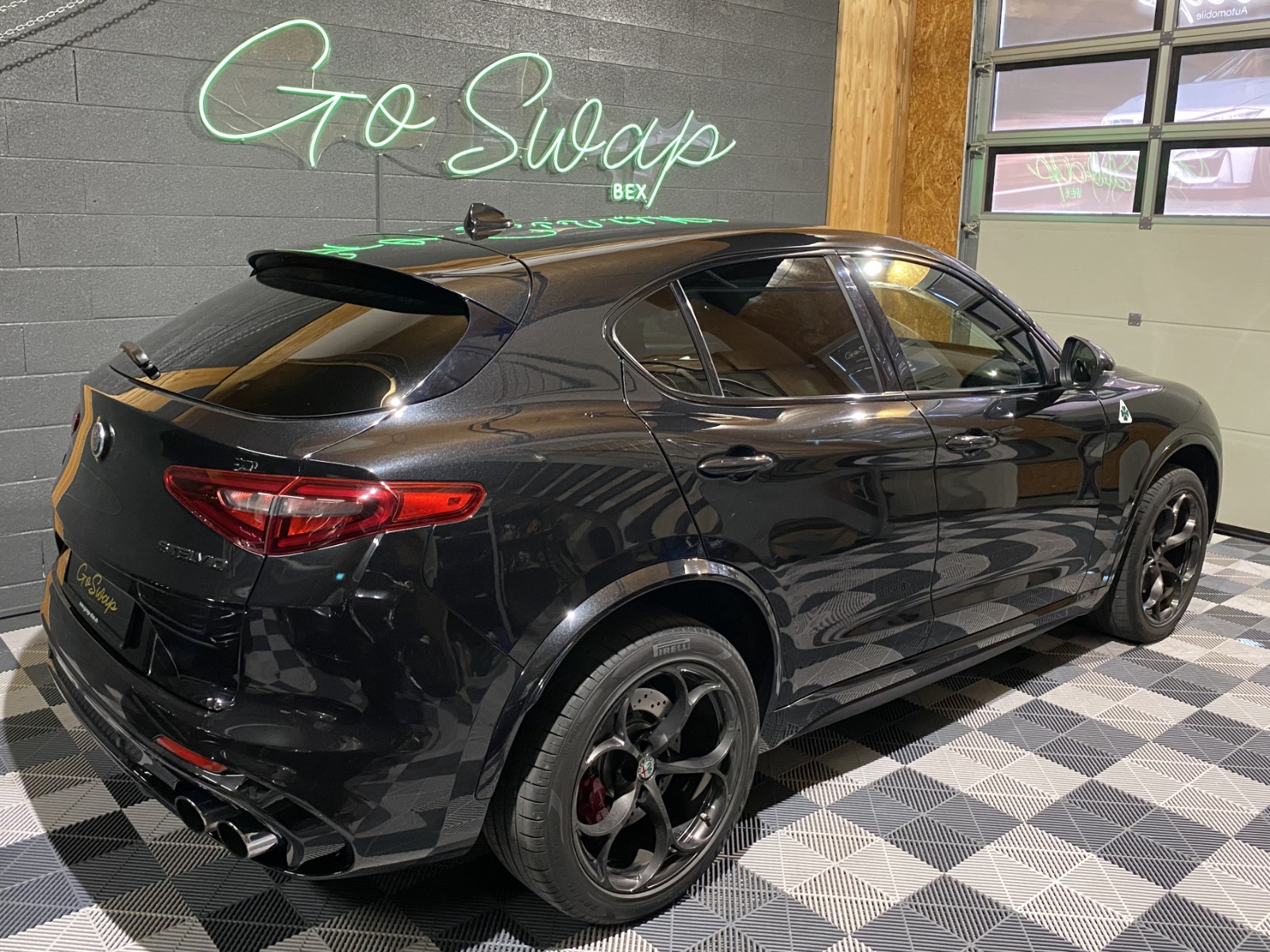 ALFA ROMEO Stelvio 2.9 V6 Quadrifoglio Q4 Automatic-showroom-element-1