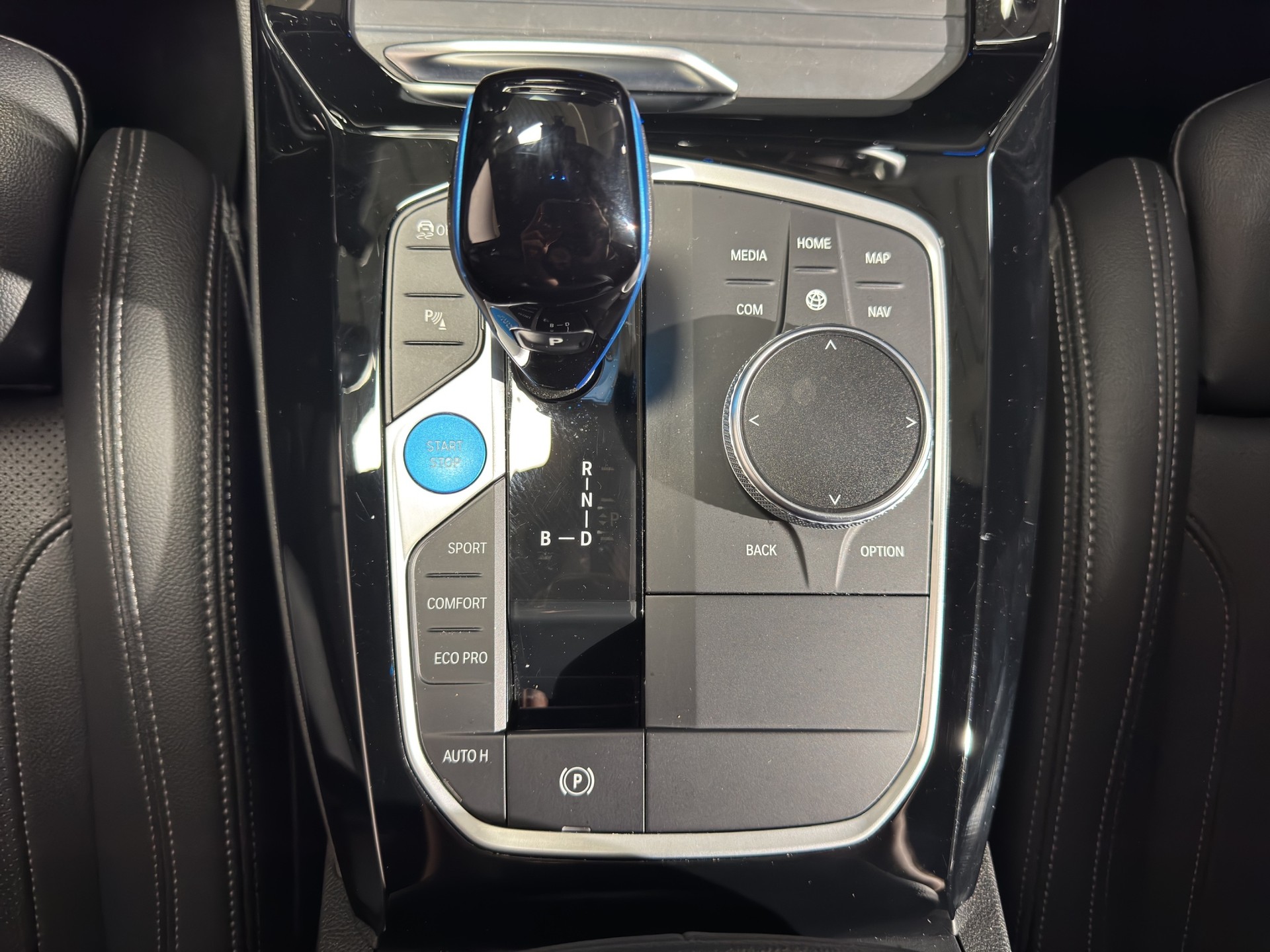BMW iX3 E-Motor-image-11