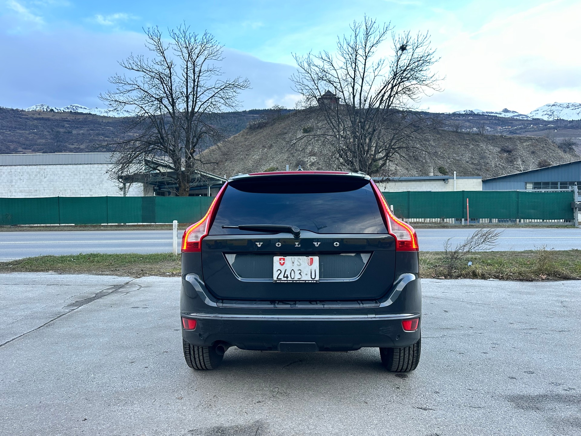 VOLVO XC60 D5 AWD Momentum Geartronic-image-7