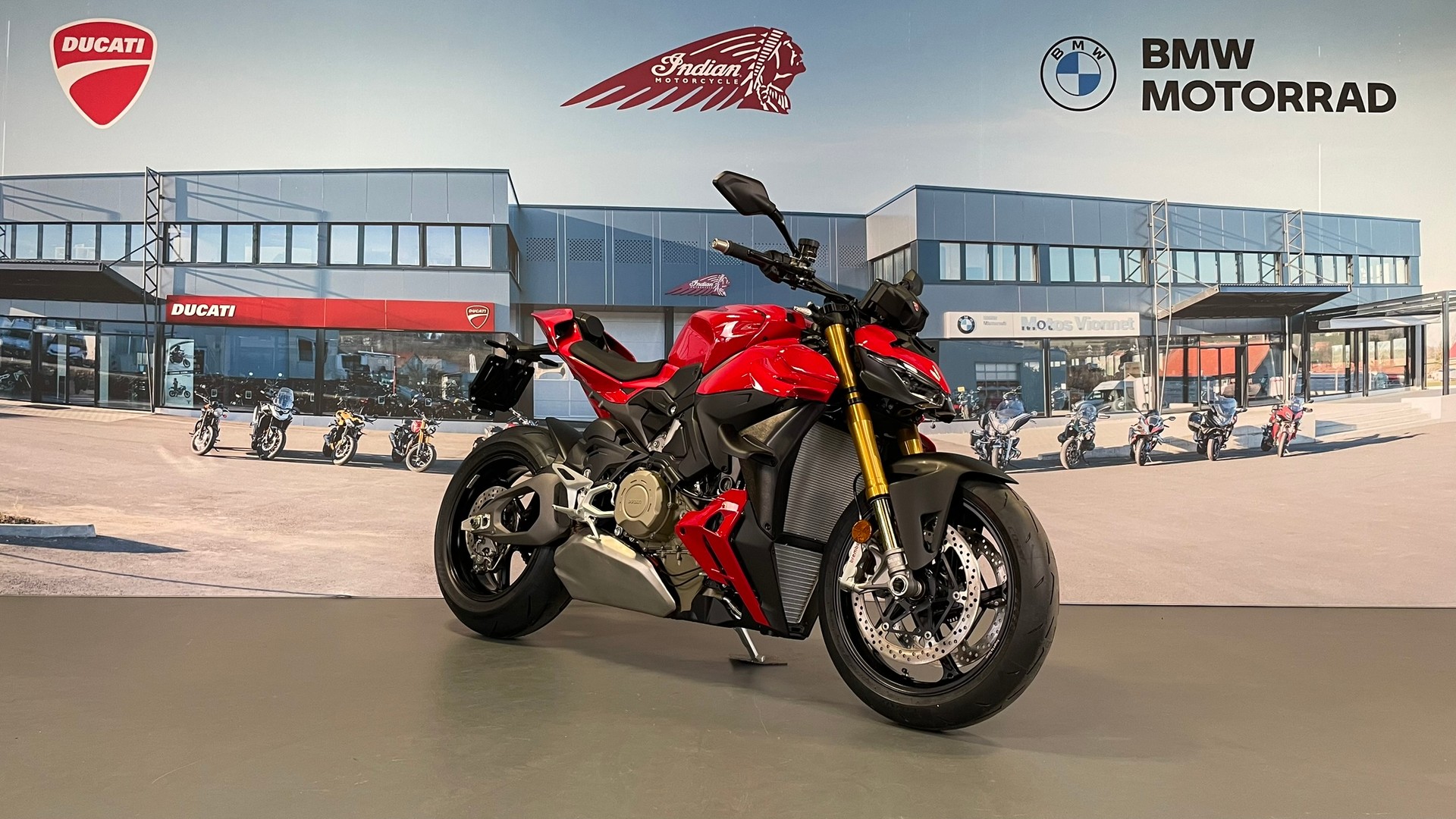 DUCATI Streetfighter V4 S-image-0