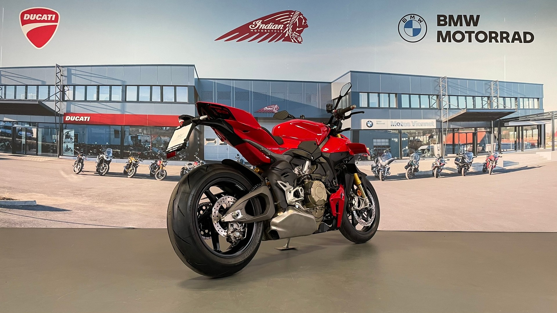 DUCATI Streetfighter V4 S-image-4