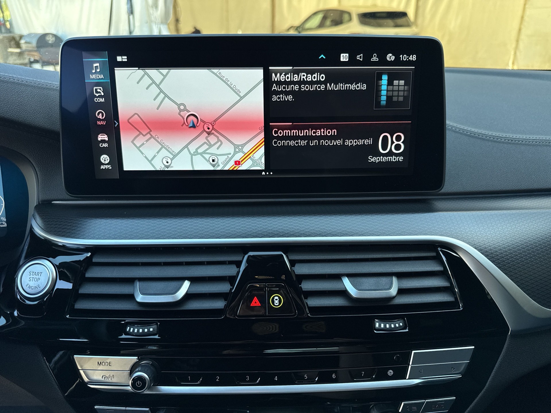 BMW 545e xDrive M Sport Steptronic-image-10