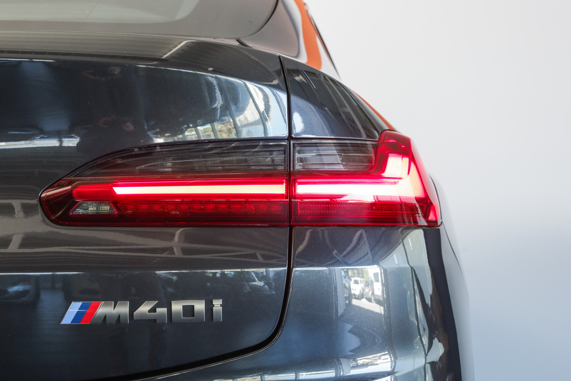 BMW X4 M40i Steptronic SOPHISTOGRAU • Toit panoramique • Échappement M Sport • Sièges chauffants AV+AR-image-6