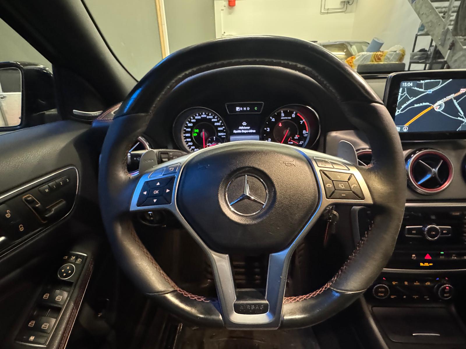 MERCEDES-BENZ GLA 45 AMG 4Matic 7G-DCT-image-16
