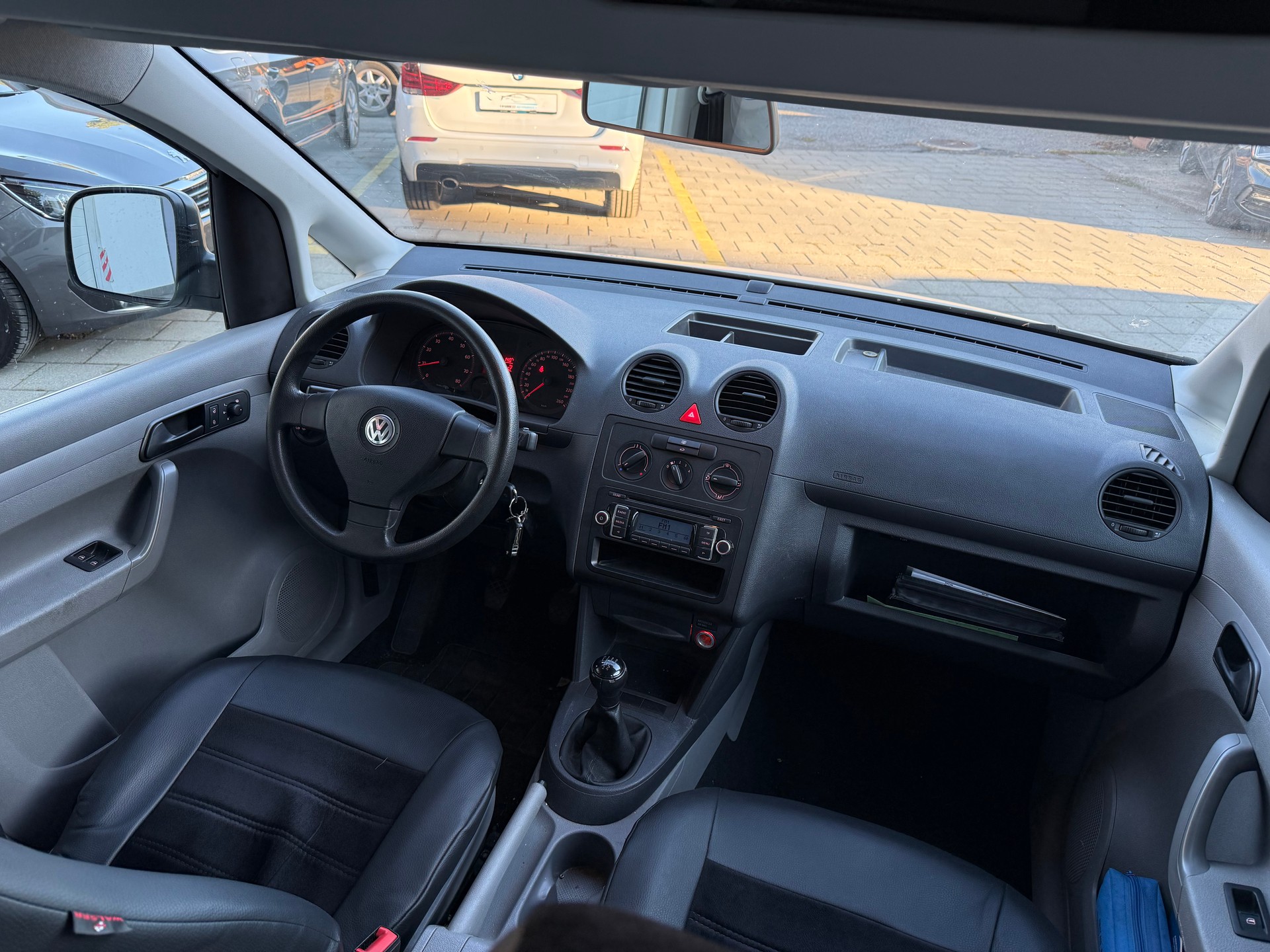 VW Caddy Maxi Life 1.6-image-13