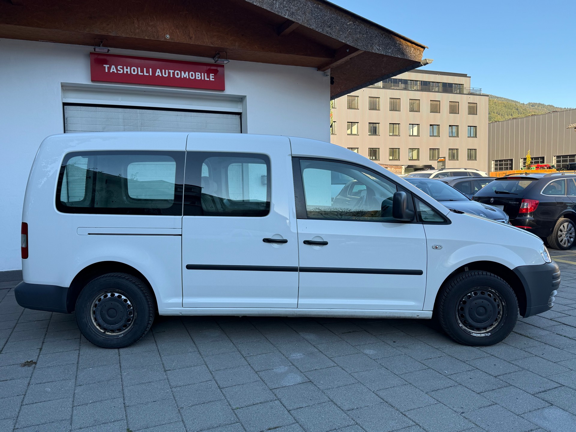 VW Caddy Maxi Life 1.6-image-8