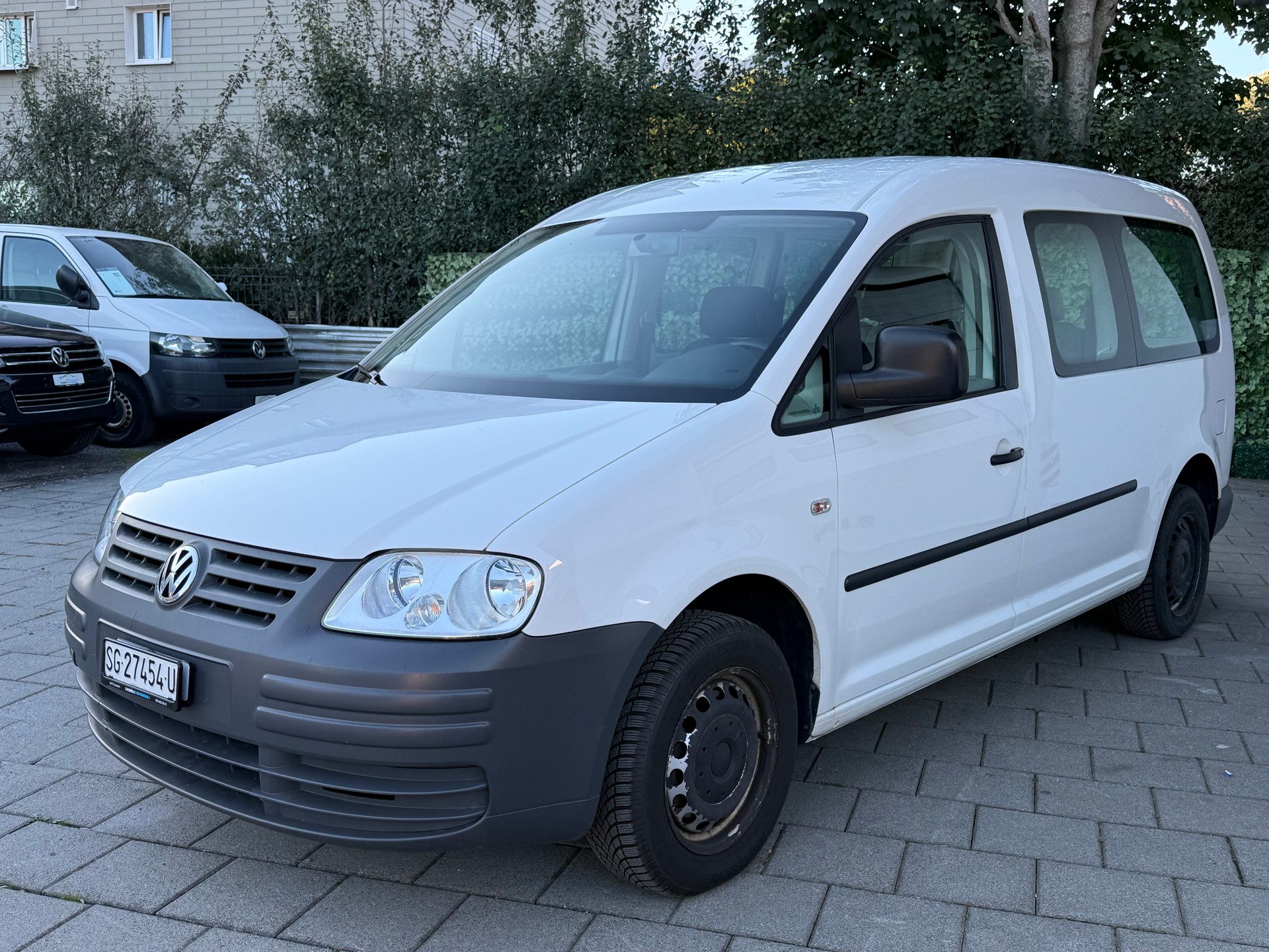 VW Caddy Maxi Life 1.6-showroom-element-2