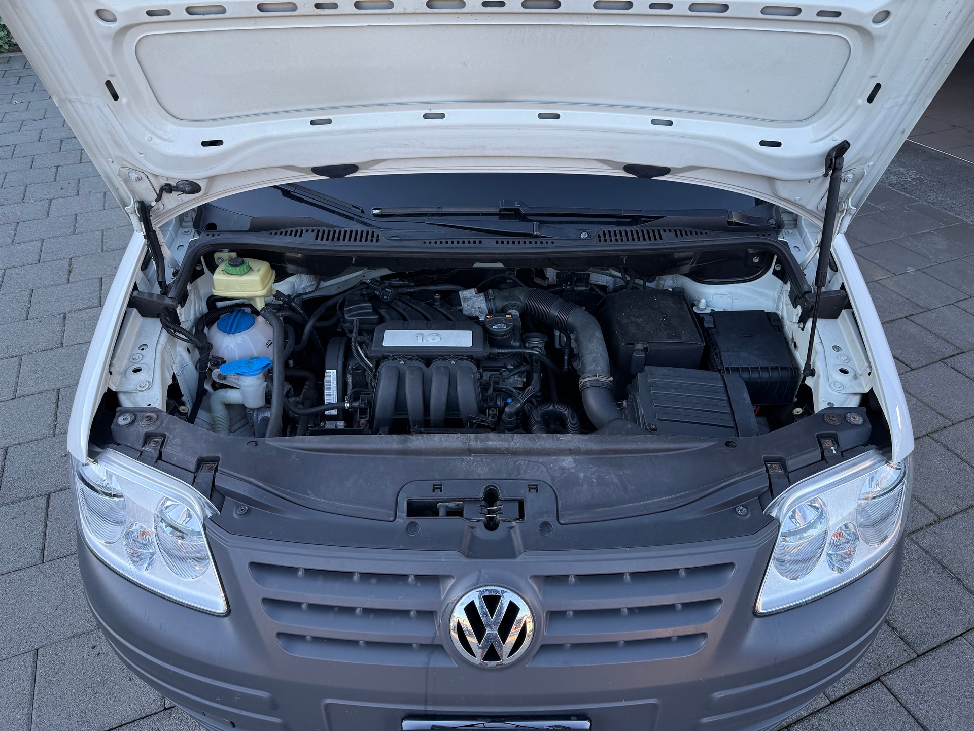VW Caddy Maxi Life 1.6-image-26