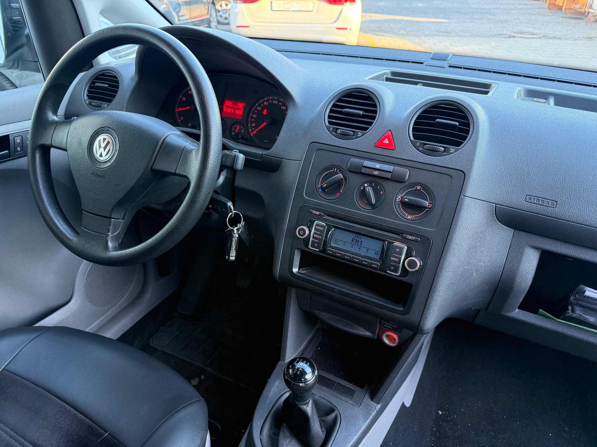 VW Caddy Maxi Life 1.6-image-12