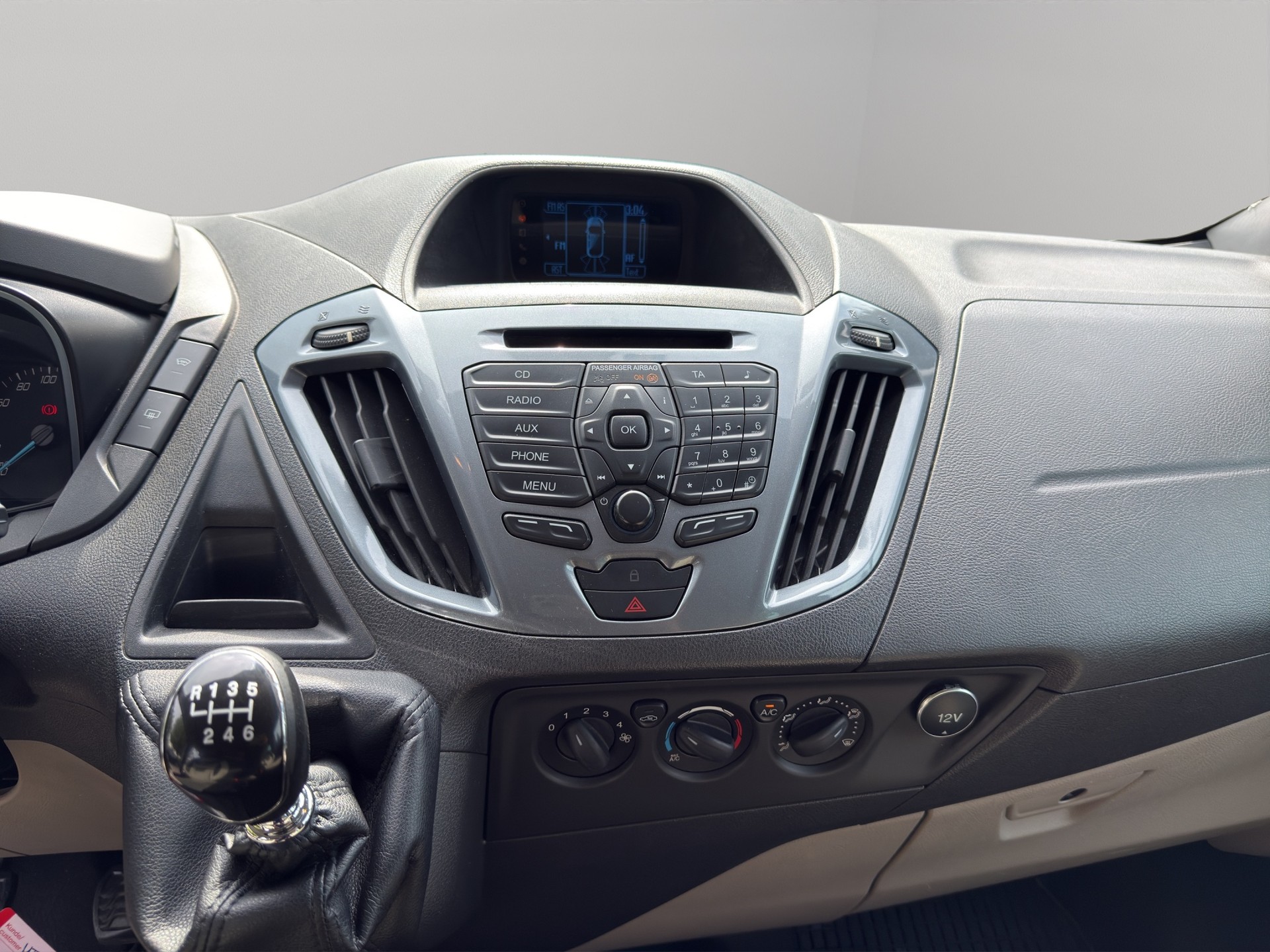 FORD Tourneo Custom 300 L1H1 Trend-image-17
