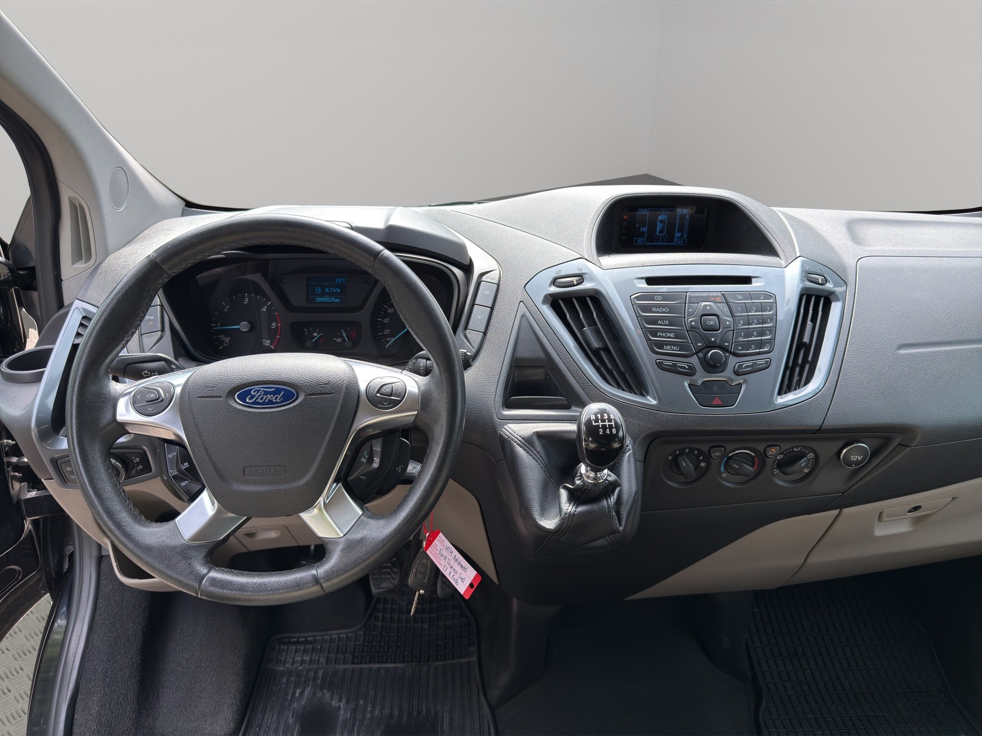 FORD Tourneo Custom 300 L1H1 Trend-image-16