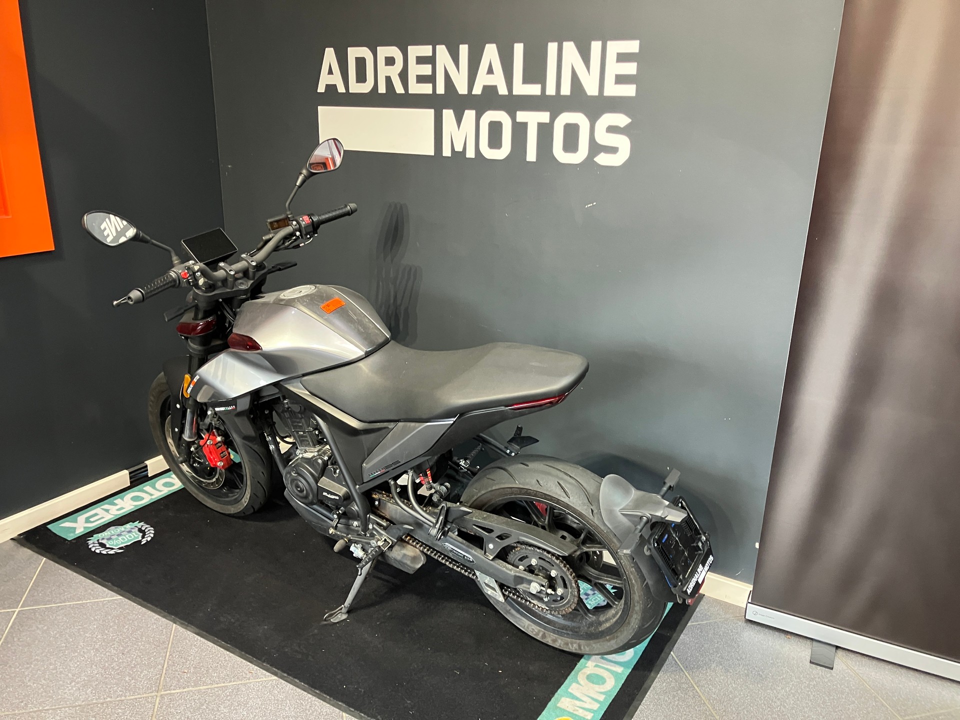 MALAGUTI Drakon 125 ABS-image-4