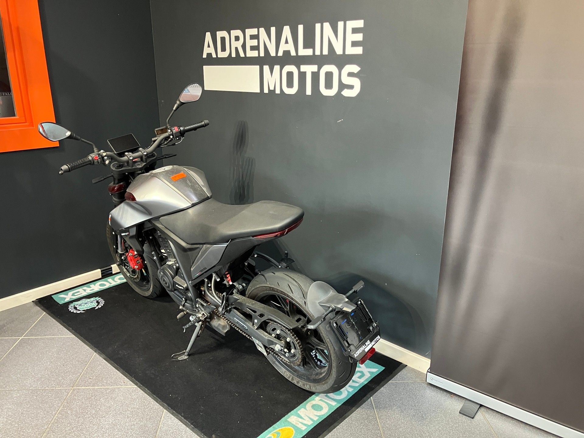 MALAGUTI Drakon 125 ABS-image-5