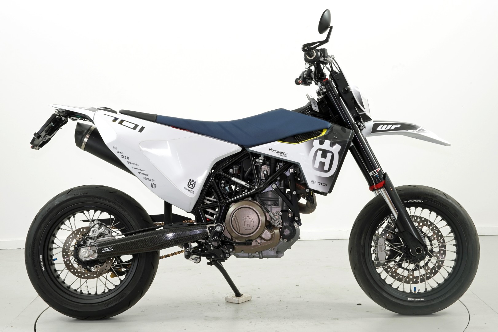 HUSQVARNA 701 Supermoto ABS-showroom-element-3