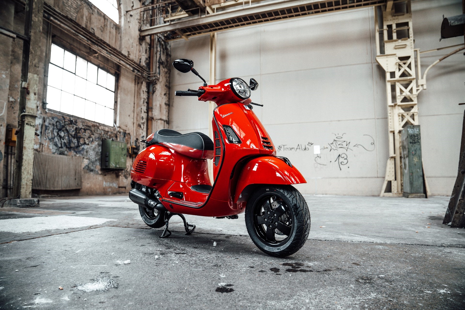 PIAGGIO Vespa GTS Super 125 i.e. ABS-image-1