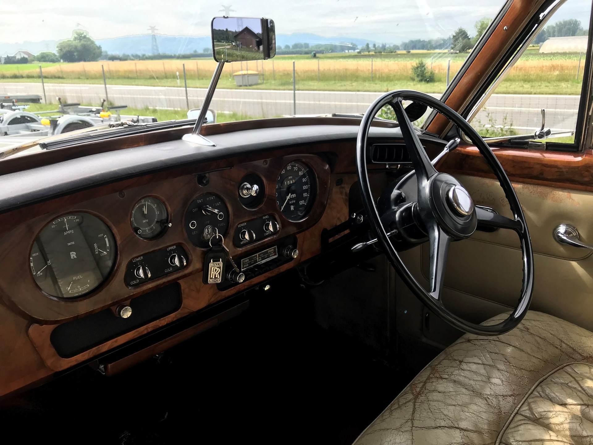 ROLLS-ROYCE Silver Cloud 3-image-13
