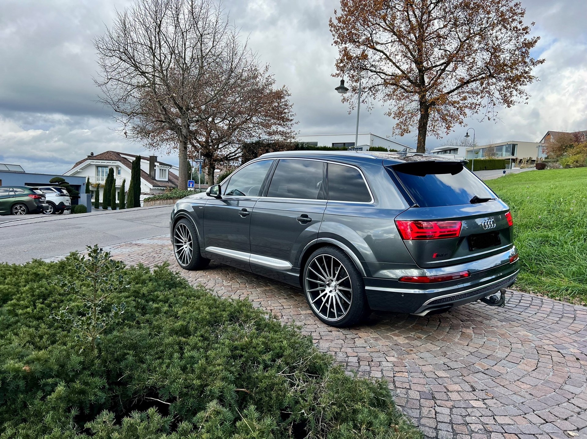 AUDI SQ7 4.0 TDI quattro tiptronic-image-1