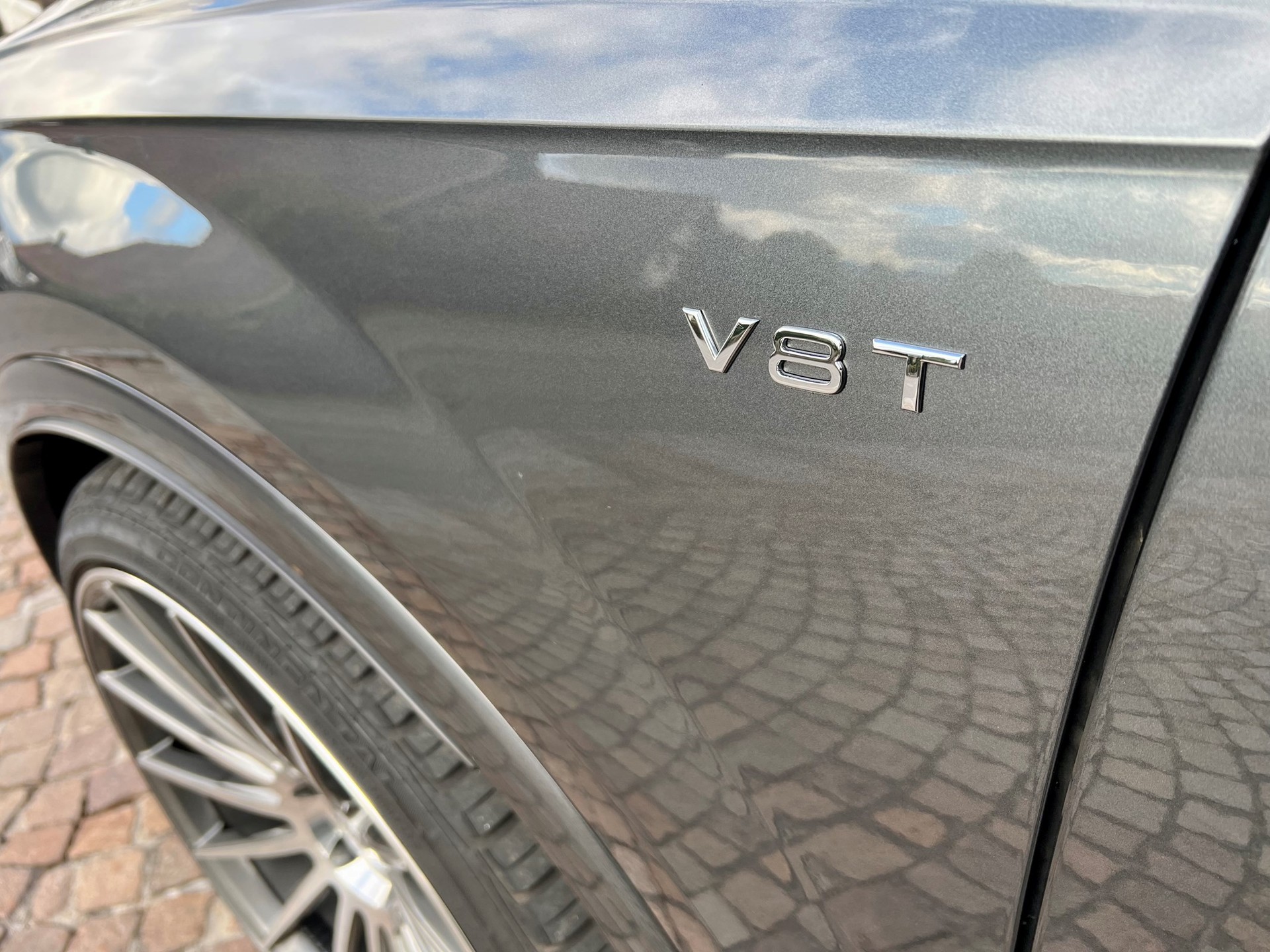 AUDI SQ7 4.0 TDI quattro tiptronic-image-4