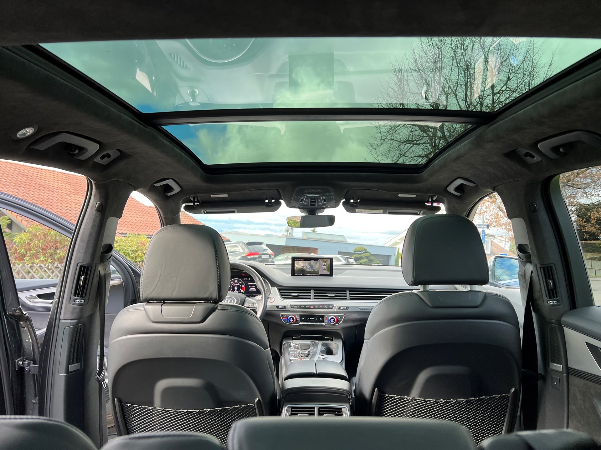AUDI SQ7 4.0 TDI quattro tiptronic-image-8