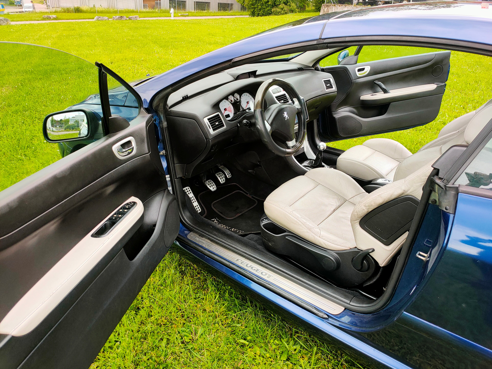 PEUGEOT 307 CC 2.0 16V-image-12