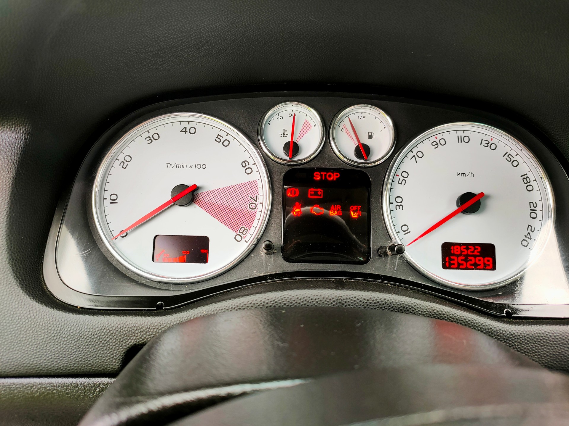 PEUGEOT 307 CC 2.0 16V-image-8