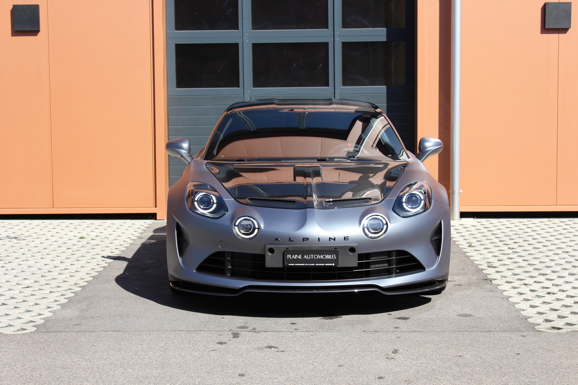 ALPINE A110 R - "Gris Tonnerre Matt * Etrier Jaune * Service gratuit+ Garantie 36 mois "-showroom-element-1