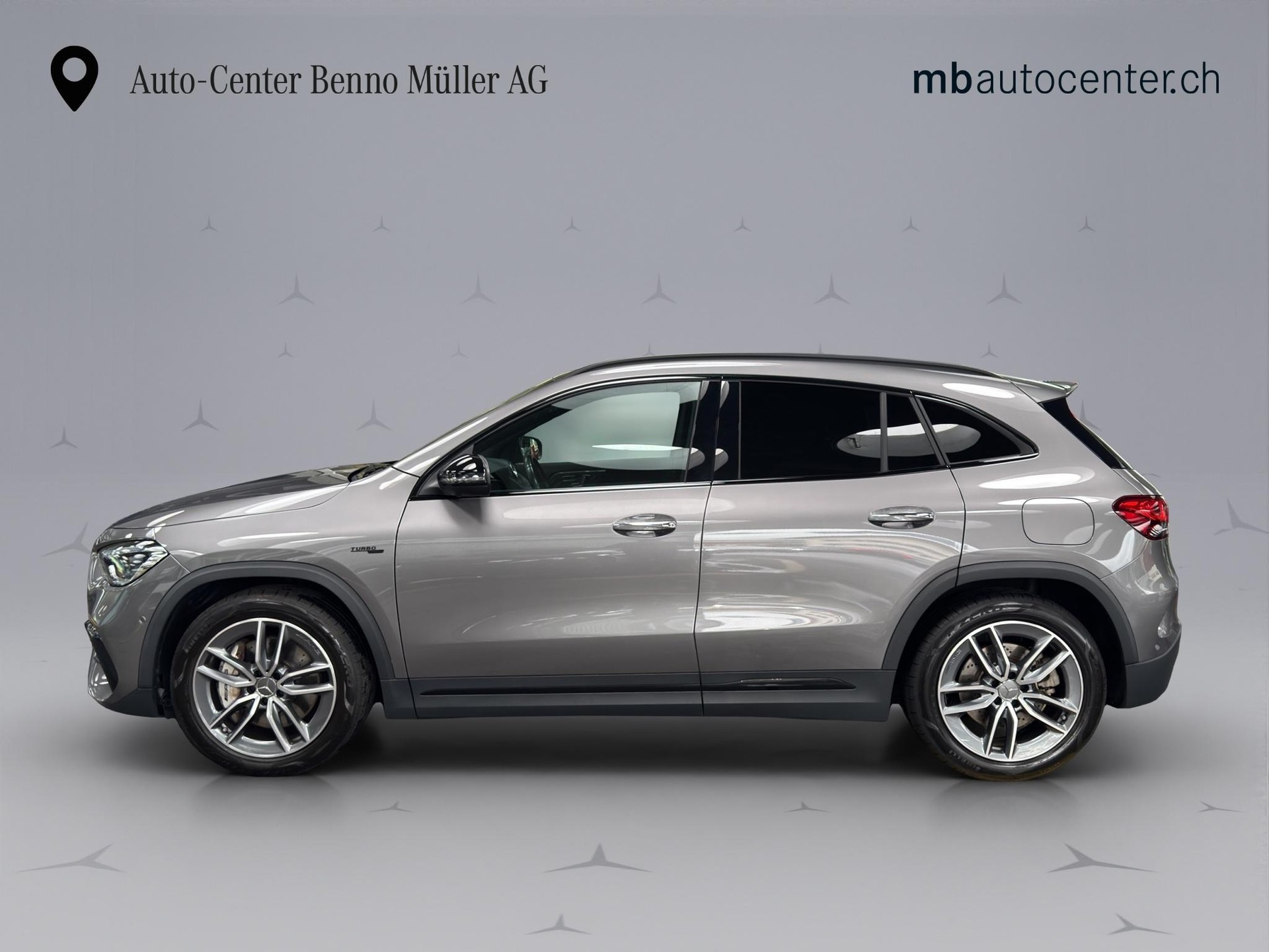 MERCEDES-BENZ GLA 35 AMG 4matic-showroom-element-1